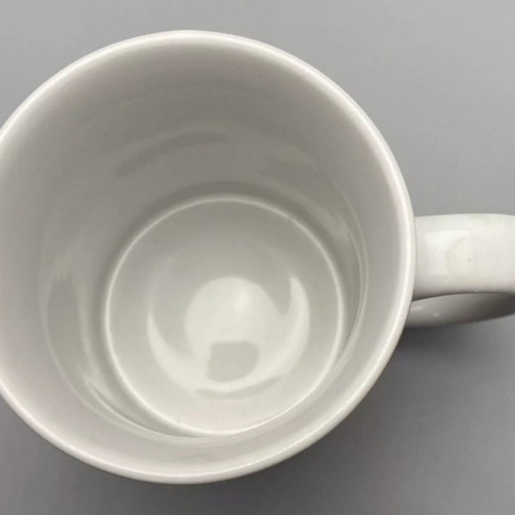 Walt Disney Gallery Mickey Mouse Christmas Wreath Holiday Collection Coffee Mug - Picture 6 of 7